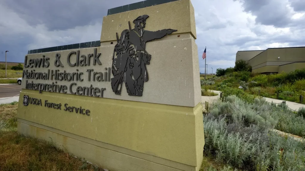 Lewis & Clark Trail Interpretive Center